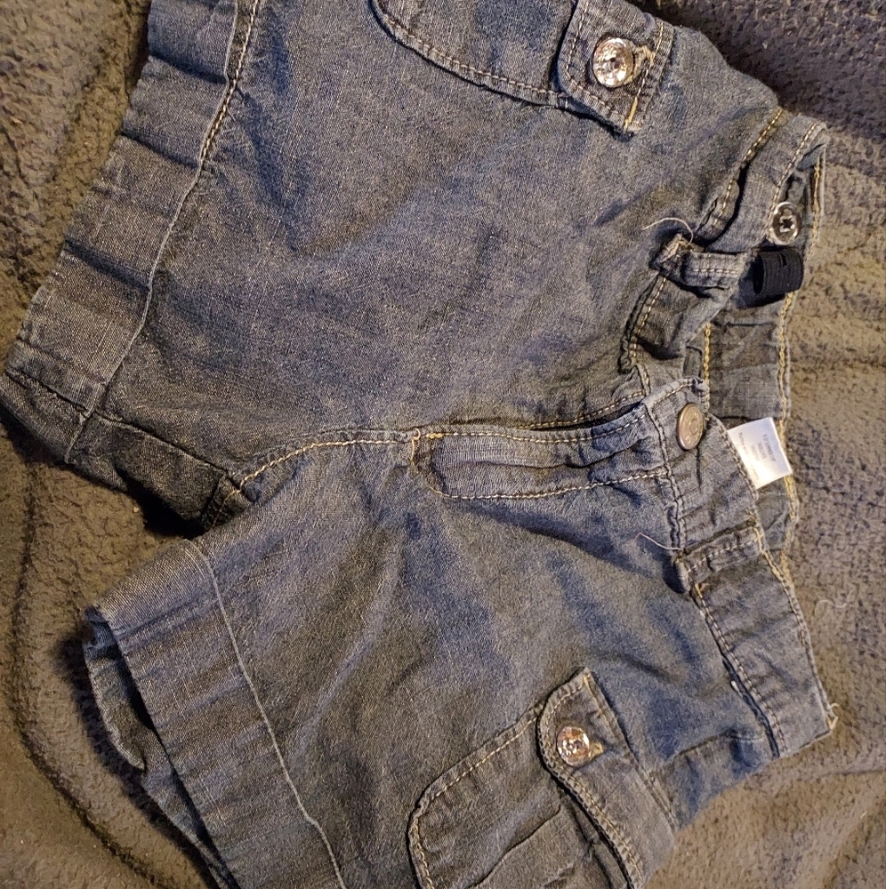 Size 7 girls gymboree shorts